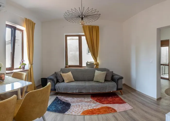 Linden House Flat * Varna