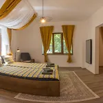 Linden House Flat *