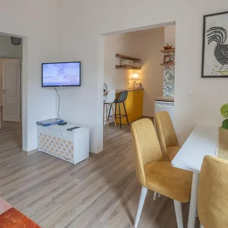 Linden House - A Lovely In * Varna