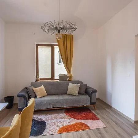 Linden House Flat Apartment Varna